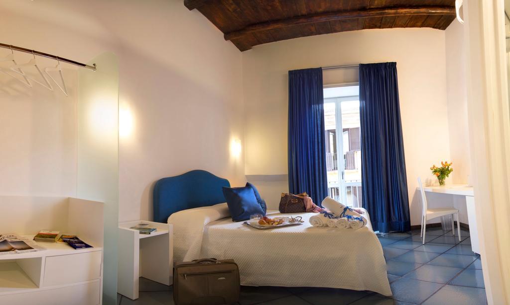 Dimora Salernum Apartment Salerno Zimmer foto